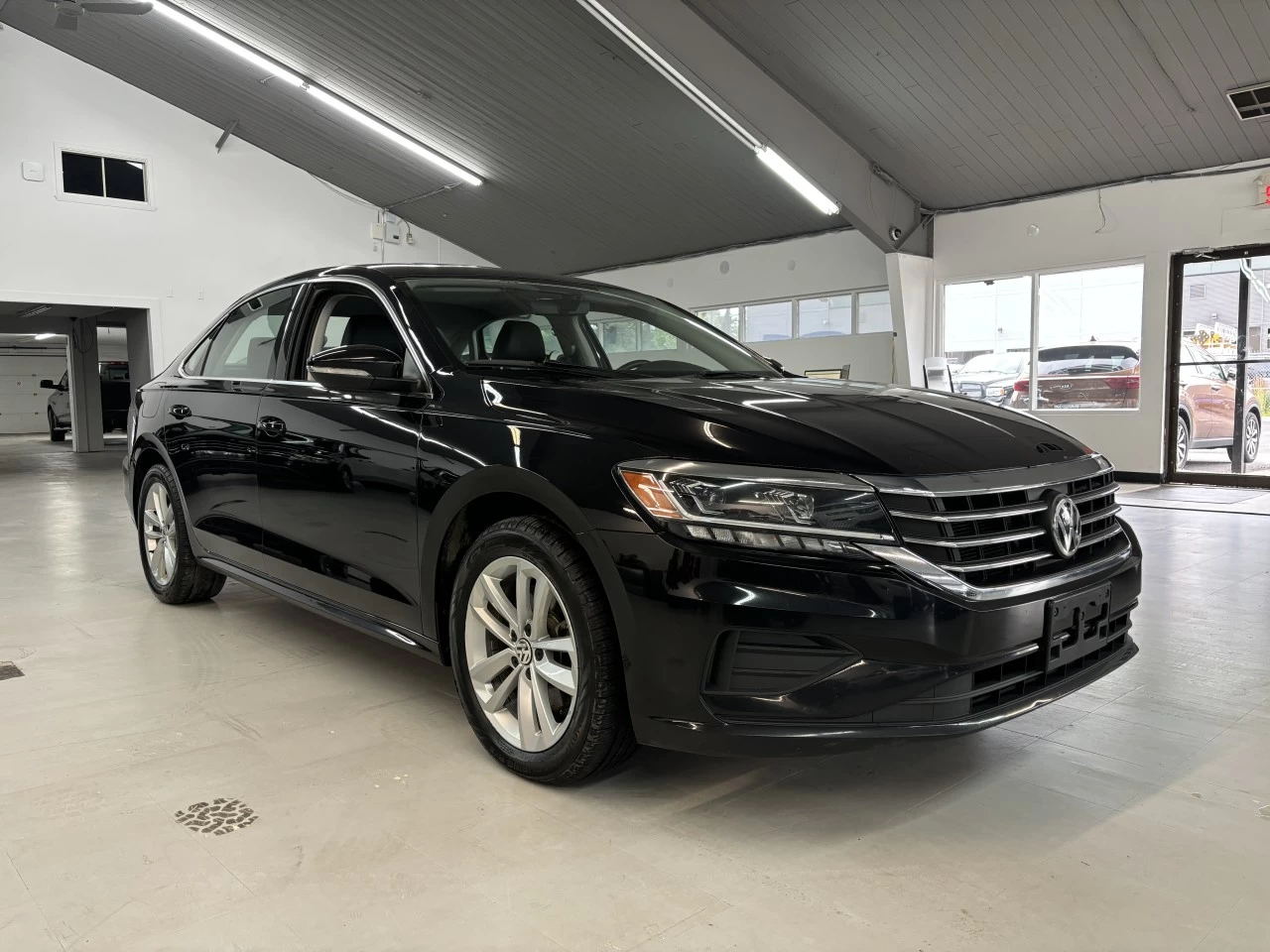 2021 Volkswagen Passat Highline Main Image