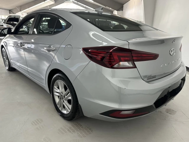 Hyundai Elantra Preferred 2020