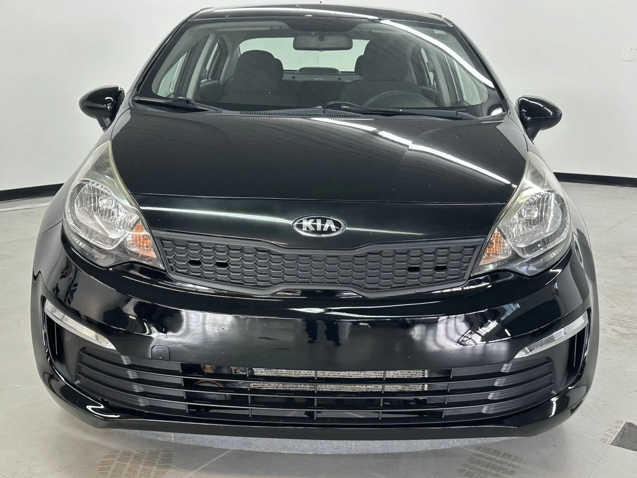 2017 Kia Rio LX Main Image