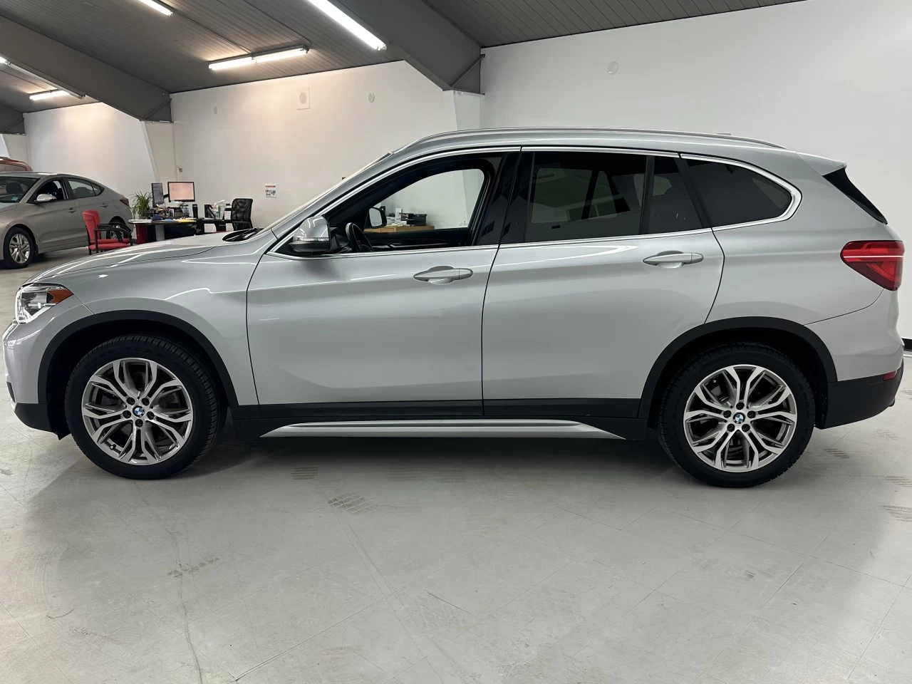 2018 BMW X1 xDrive28i Image principale