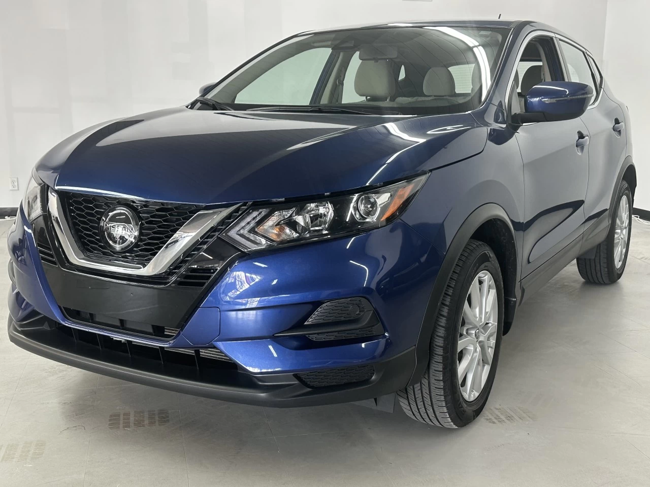 2023 Nissan Qashqai S Main Image