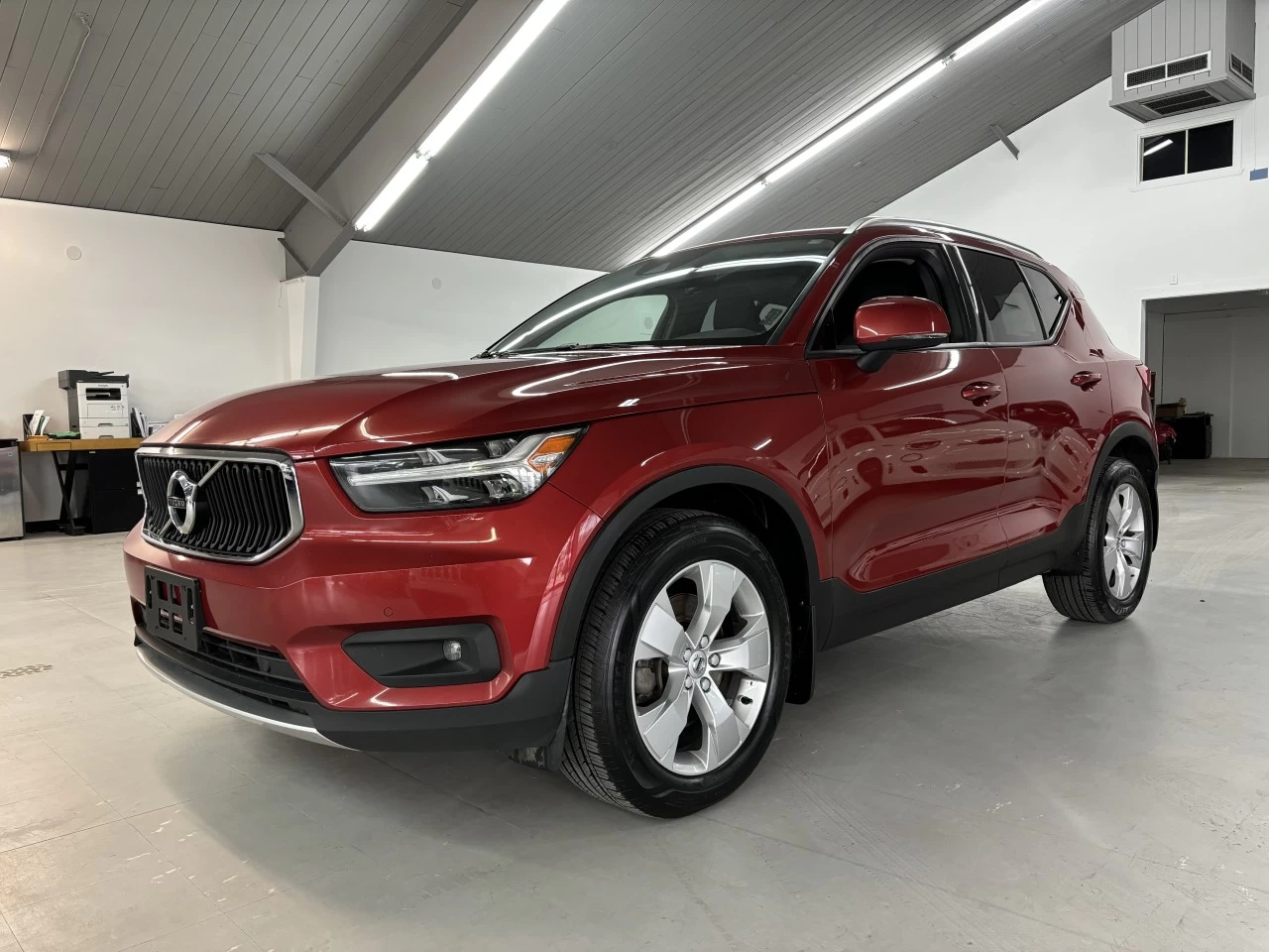 2021 Volvo XC40 Momentum Image principale