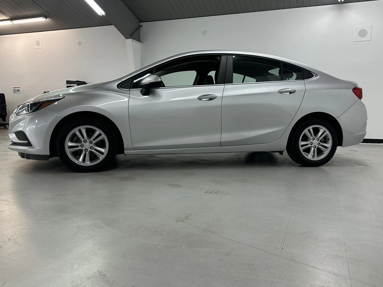 2018 Chevrolet Cruze LT Image principale