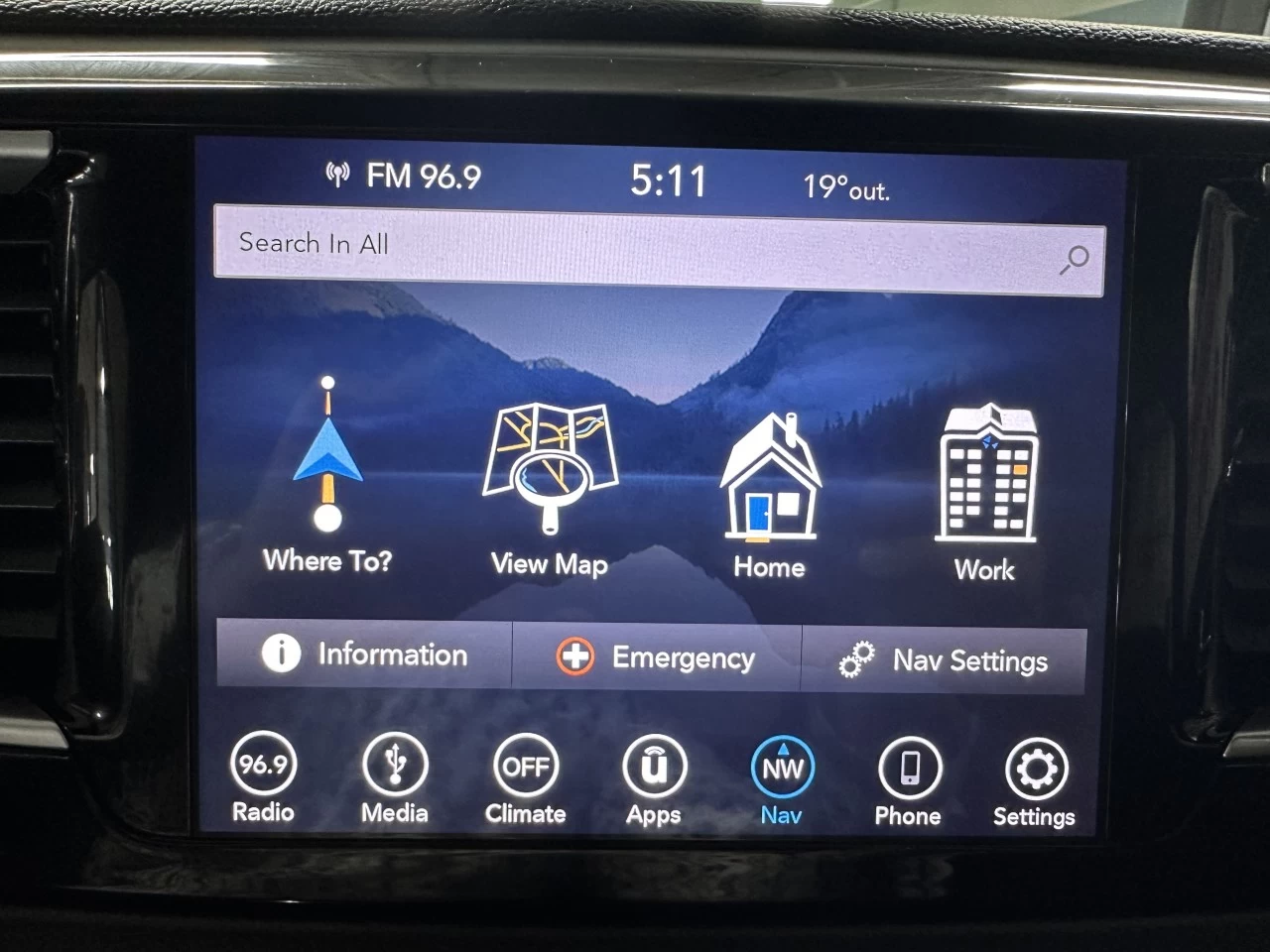 2019 Chrysler Pacifica Touring Plus Image principale