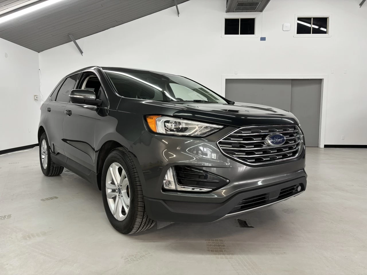 2019 Ford Edge SEL Image principale