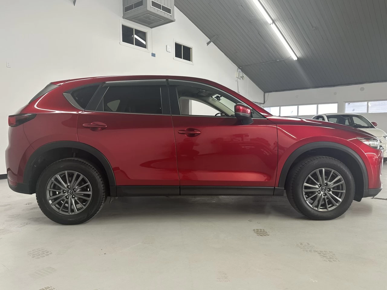 2021 Mazda CX-5 GX Main Image