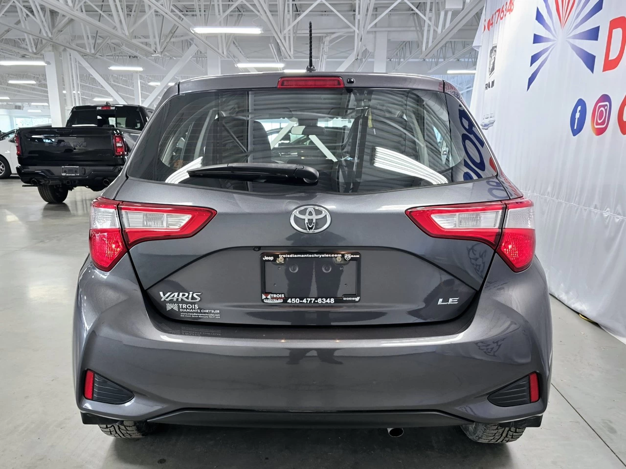 2018 Toyota Yaris LE/SE Main Image