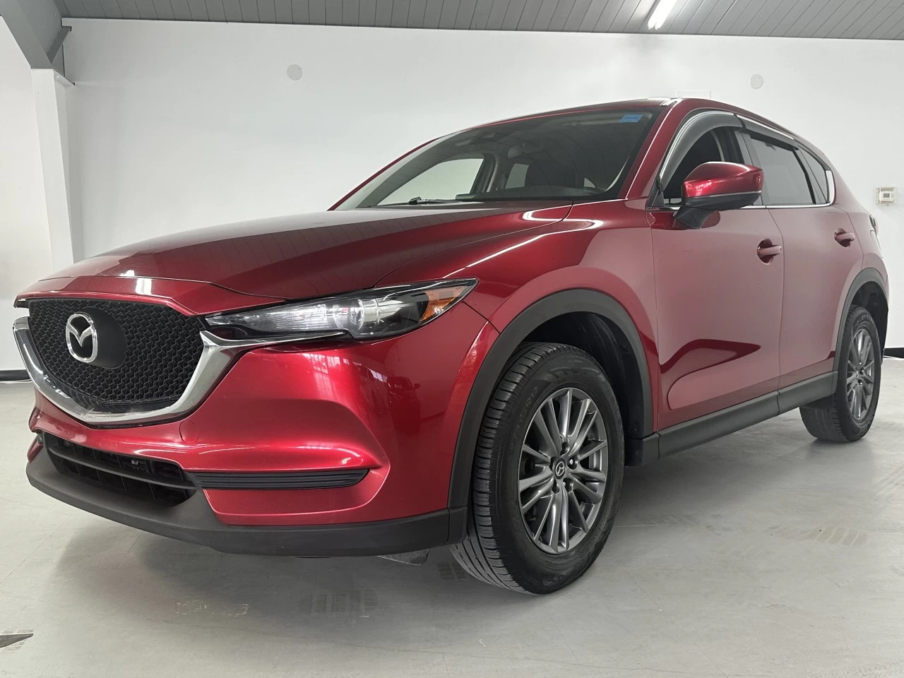 2021 Mazda CX-5 GX Image principale