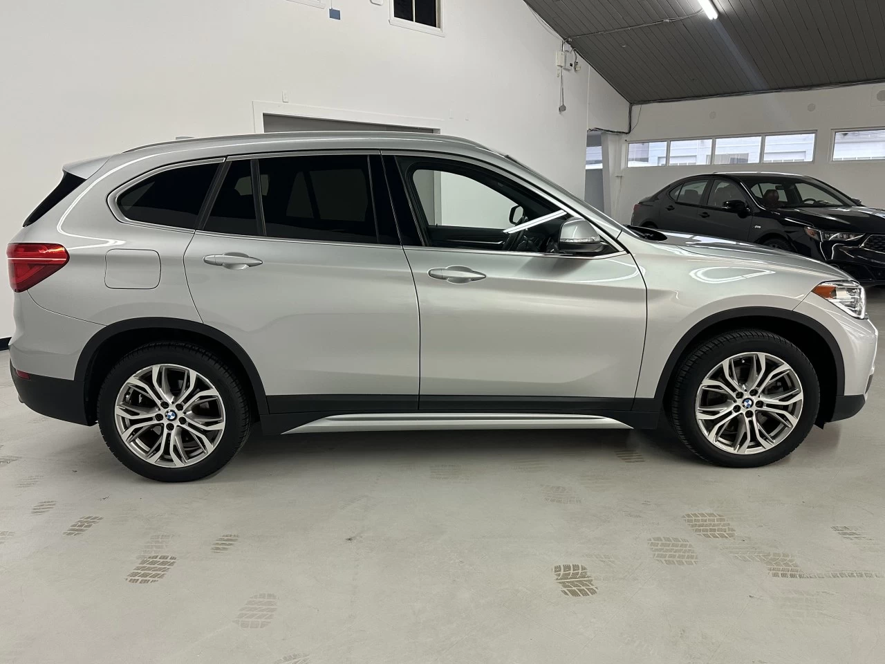 2018 BMW X1 xDrive28i Image principale