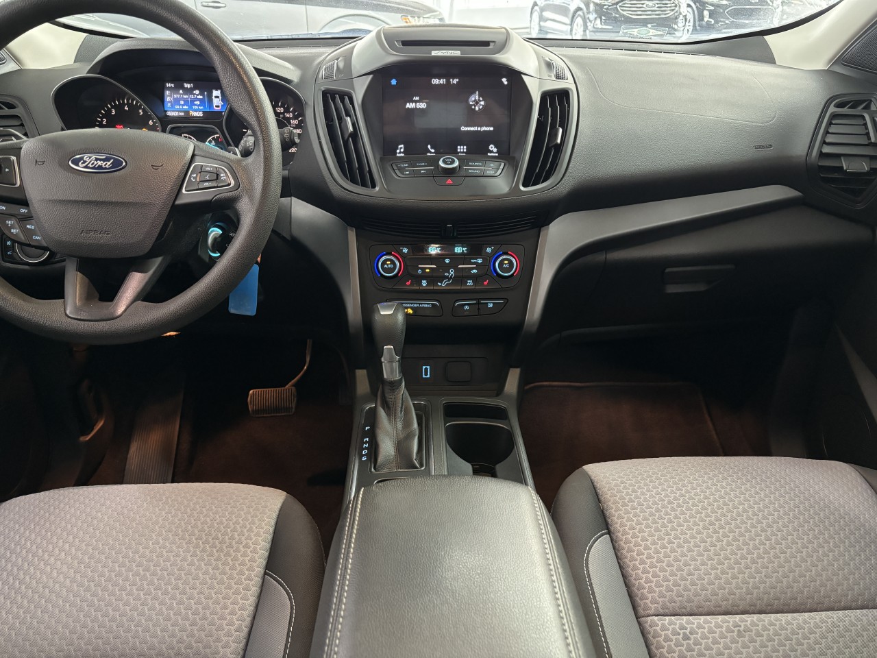 2017 Ford Escape SE Main Image