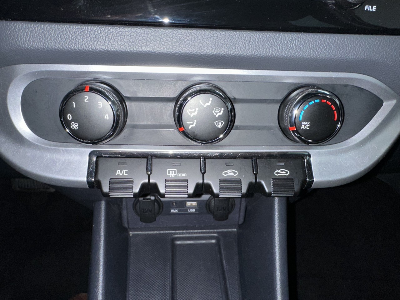 2017 Kia Rio LX Main Image