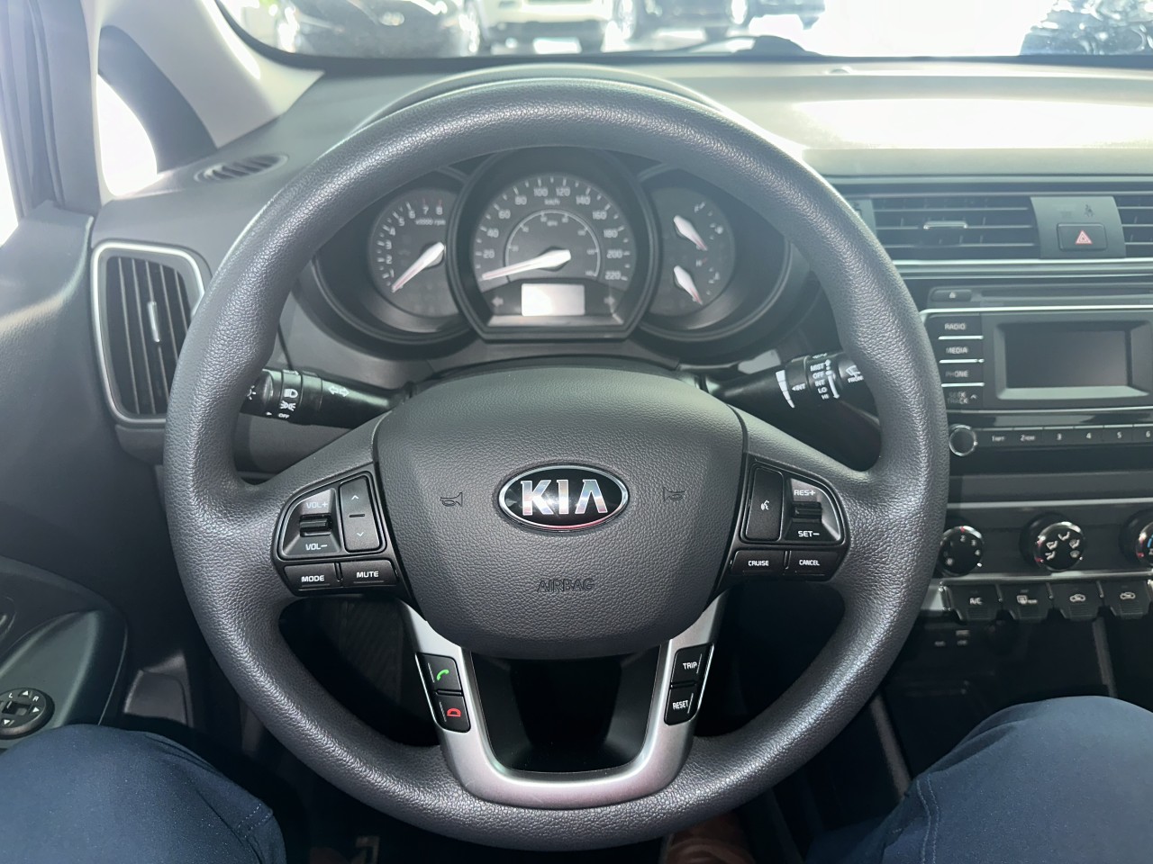 2017 Kia Rio LX Main Image